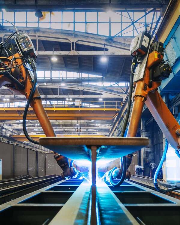 🔹 KSH Steel + Kemppi AX MIG = Uncompromising welding quality

KSH Steel, a leader in steel construction in Poland, ensures strength, precision, and efficiency with the Kemppi AX MIG Welding System. This advanced solution optimizes automated welding, reduces errors, and enhances productivity—helping KSH Steel deliver premium-quality structures every time.

Discover how the AX MIG Welder system transforms welding performance: https://bit.ly/40RHnTA

#Kemppi #KemppiWelding #AXMIGWelder #KSHSteel #SteelConstruction #WeldingAutomation #RoboticWelding