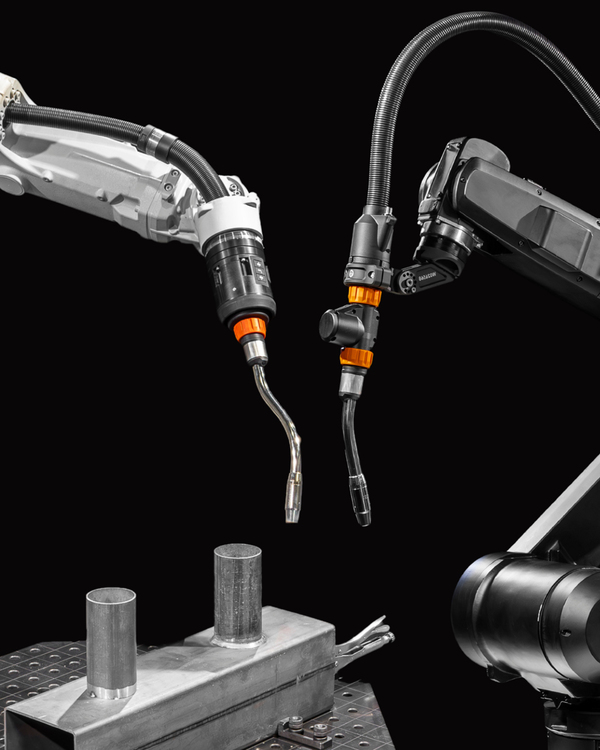 Need a full package made for any robot 🤖? We got you.
The GX-R System robot welding torch is designed to integrate seamlessly with hollow and non-hollow wrist robots from all leading brands. It is built for demanding automated MIG/MAG welding applications.
Choose your setup:
• Neck angles: 0°, 22°, 30°, 35°, 45°
• Neck types: swan neck, changeable, double bend
• Gas- or water-cooled
🛡️ X-R Sensor with 360° collision protection
🎯 Wire brake for stable touch sensing in every position
📏 Neck alignment tool for accurate TCP
You can also add an automated cutting and cleaning station to keep your torch primed, clean, and production-ready at all times.
#Kemppi #RobotWelding #RobotTorches #WeldingAutomation #KemppiGXR #KemppiWelding