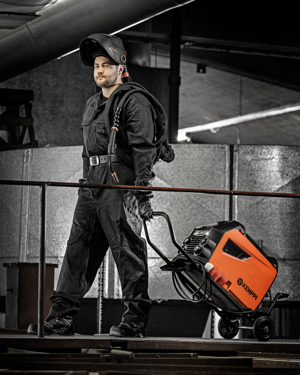 The Master M 358 is not just a 350 A MIG/MAG machine. It is a machine built for more controlled welding.

Manual, Auto, pulse and double pulse, MAX and Wise processes all sound like specs until you put them where they matter: better arc control, perfect heat distribution, perfect penetration, and also less setup friction between jobs.

And if you want proof beyond the weld itself, the machine can also feed data into ArcVision, so you can monitor things like arc-on time, voltage, wire feed speed, filler wire use, and energy consumption. It becomes a question of workflow, traceability, and productivity too. 

That is the real value. Faster setup, steadier execution and better visibility into production.

Available in both standard and multi-voltage versions: https://bit.ly/4sEwIZ6

#Kemppi #KemppiWelding #MasterM358