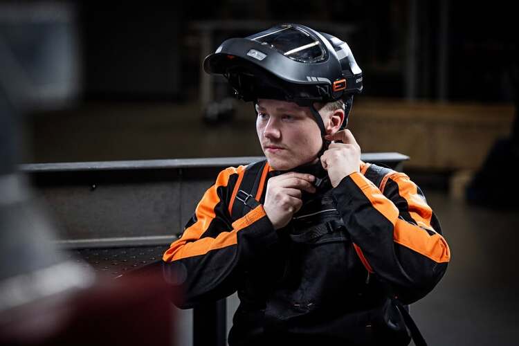 One helmet to guard them all, one quick switch to guide them, three visors for every task and through sparks and smoke protect them.
On World Standards Day, we’re highlighting the standards behind Kemppi Epsilon. It conforms to standards including EN 397 for industrial helmets, EN ISO 16321 for eye and face protection, and EN 12941 for powered respiratory protection.
Designed for the realities of a welding shift, welders can switch between grinding, auto-darkening and passive visors without removing the helmet.
#WorldStandardsDay #WeldingSafety #PPE #Welding